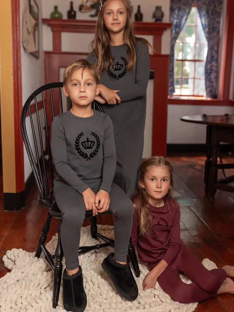 AP 2025 AW Royal velours couronne coton pj enfants mode famille correspondant vêtements enfants garç