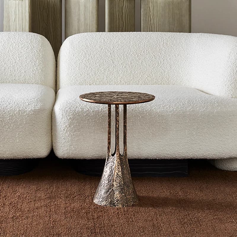 Petite table basse ronde en métal, table d'appoint en laiton antique, salon moderne, conception Manu