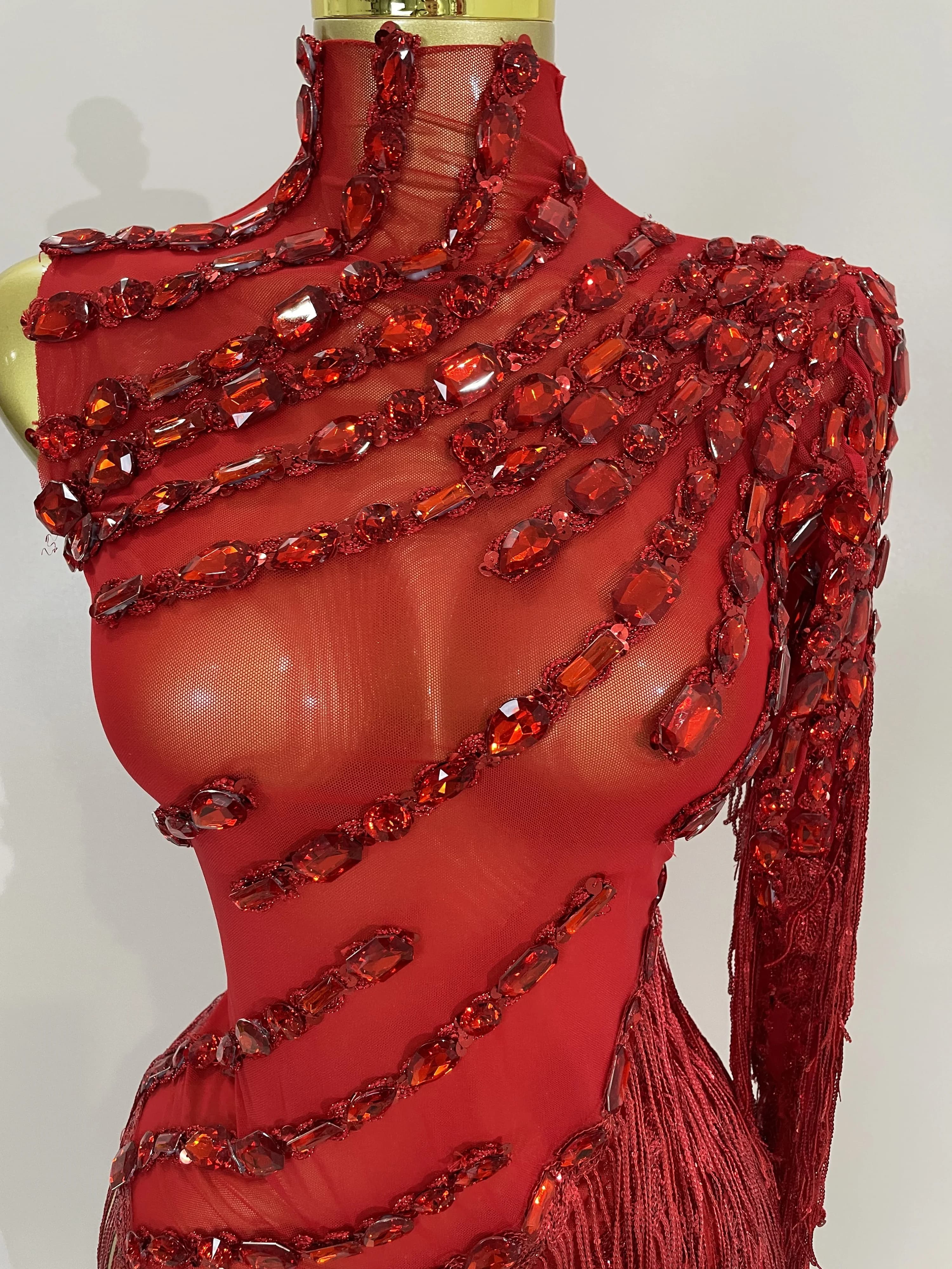 Costume de scène avec franges et strass scintillants pour femmes, robe transparente Sexy, asymétriqu