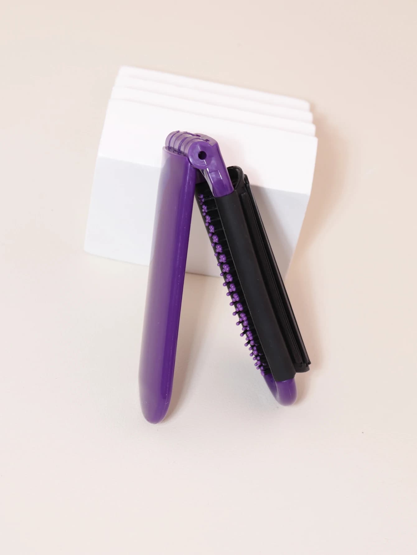 Brosse à cheveux pliante pour miroir de voyage, mini brosse à cheveux de massage portable, adaptée a