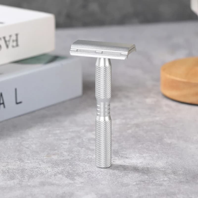 Rasoir de sécurité léger YAQI Ghost (version aluminium)