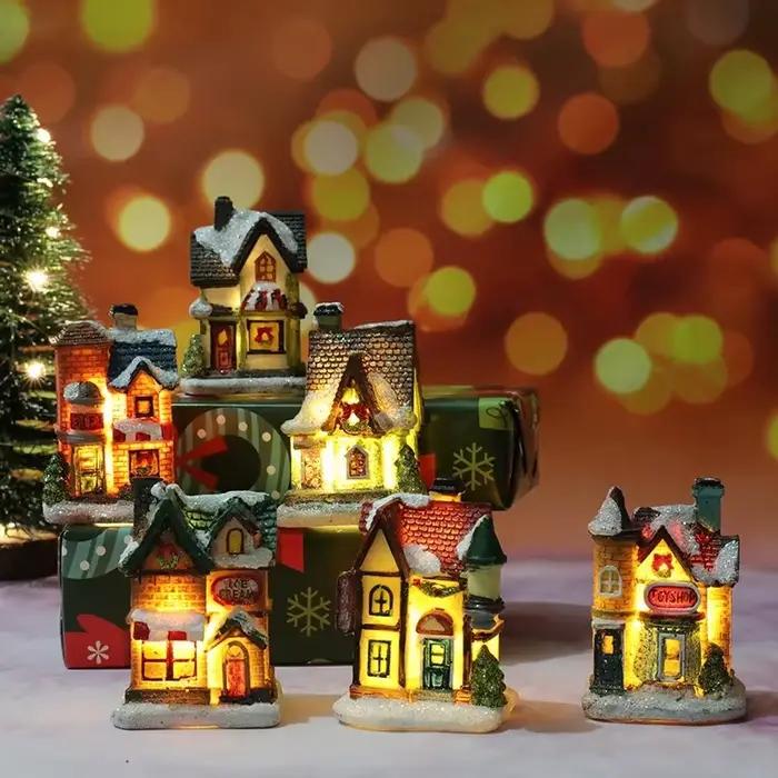 Maison de noël ornements lumineux cadeau