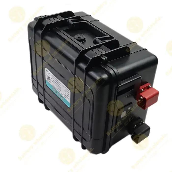 Batterie LiFePO4 12, 8V 30Ah 50Ah 100Ah 120Ah 150Ah avec Bluetooth intégré