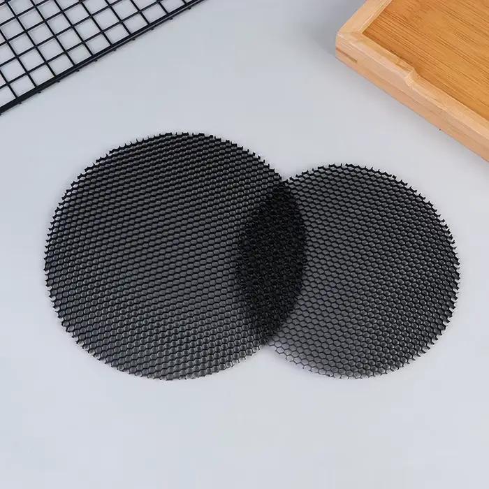 Plafonnier LED avec couvercle en maille nid d'abeille