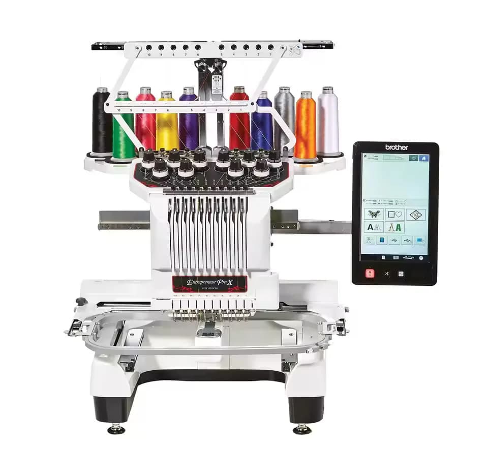 OFFRE PROMO - Machine à broder Brother Entrepreneur Pro X PR1050X et cerceaux pour casquettes