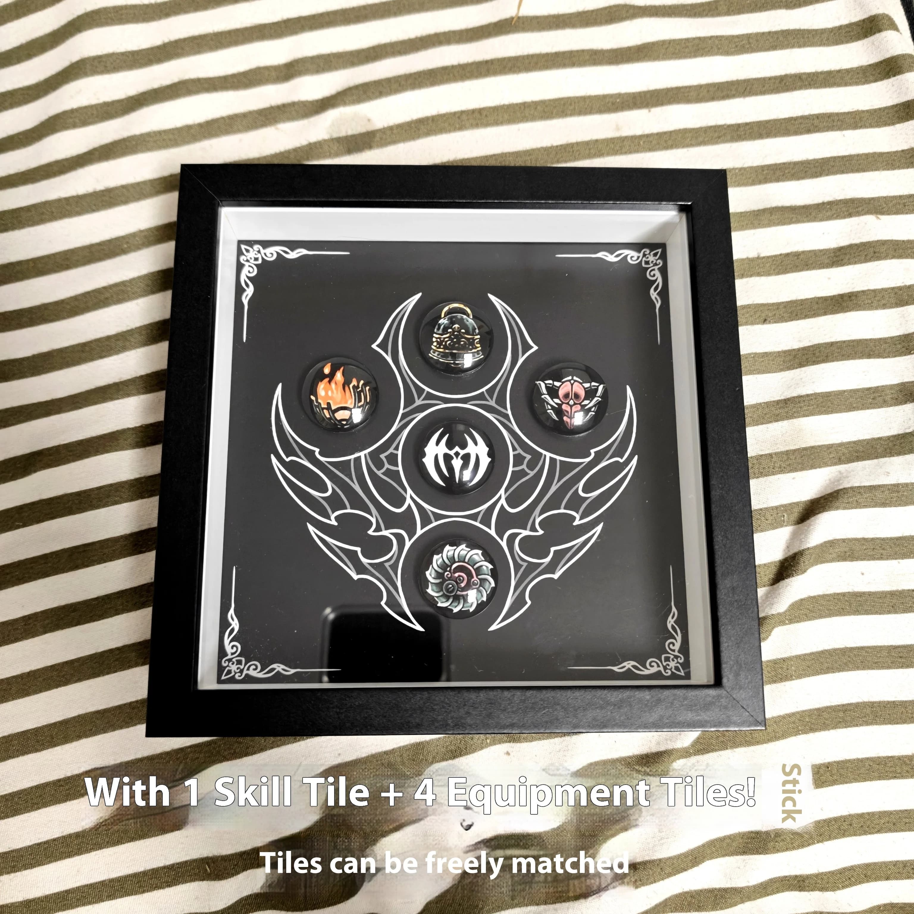 Hollow Knight Silksong Charm Set - Collection complète Répliques magnétiques avec cadre de présentat
