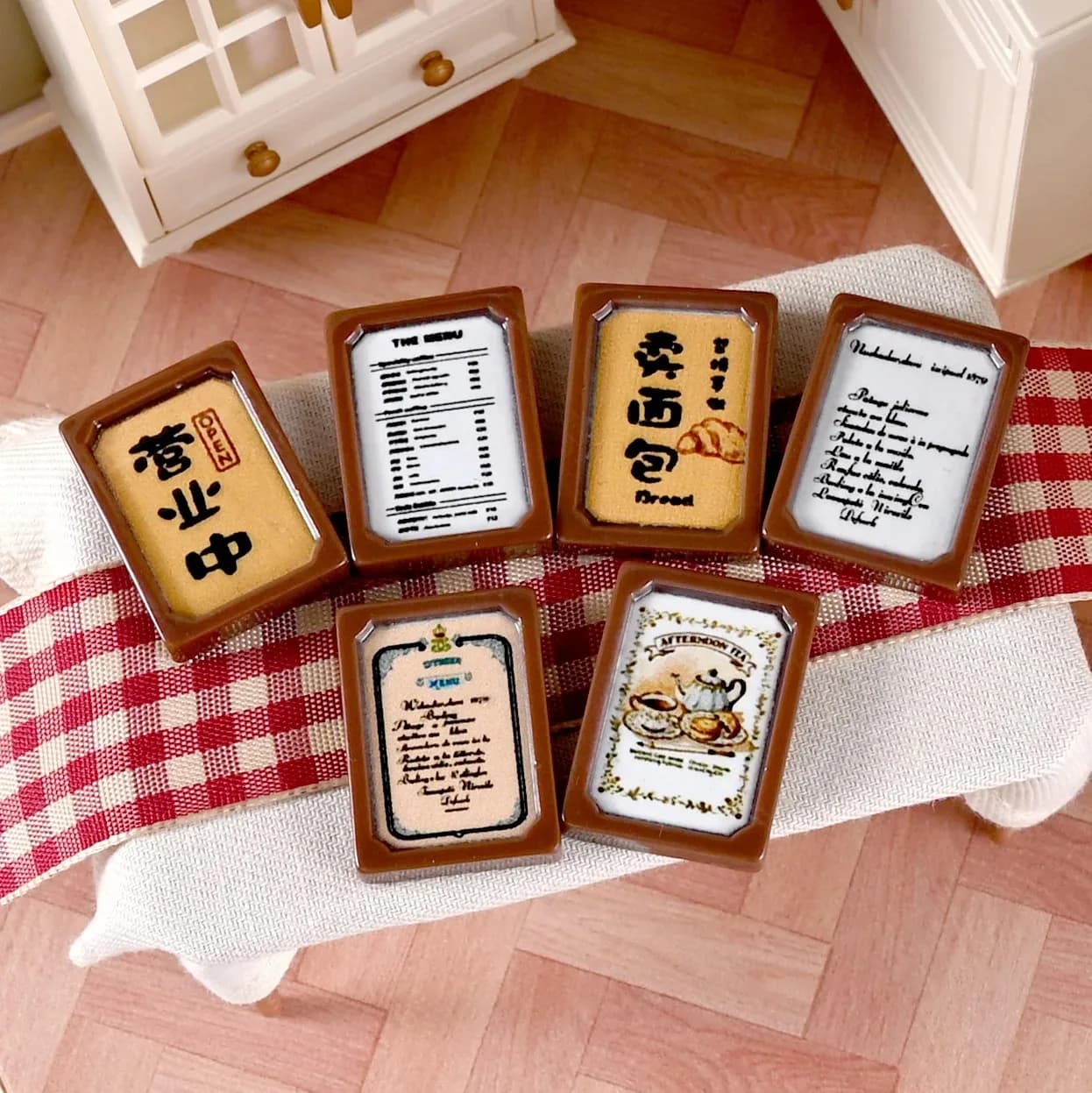 10 pièces de mini-menus de restaurant pour maison de poupée, ornements en résine, décoration de tabl
