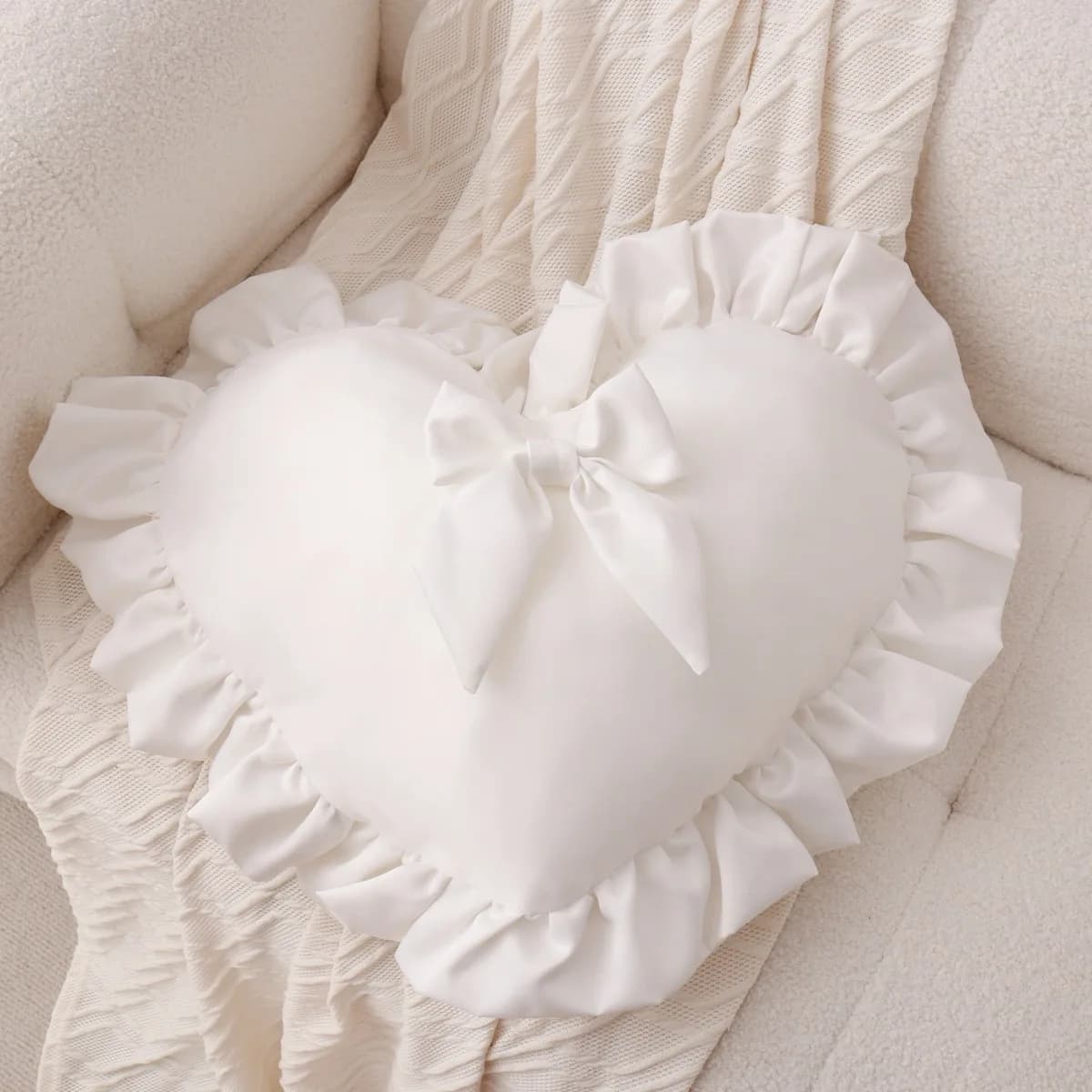 Coussin décoratif en forme de cœur pour la décoration intérieure, coussin avec nœud, mignon, solide,