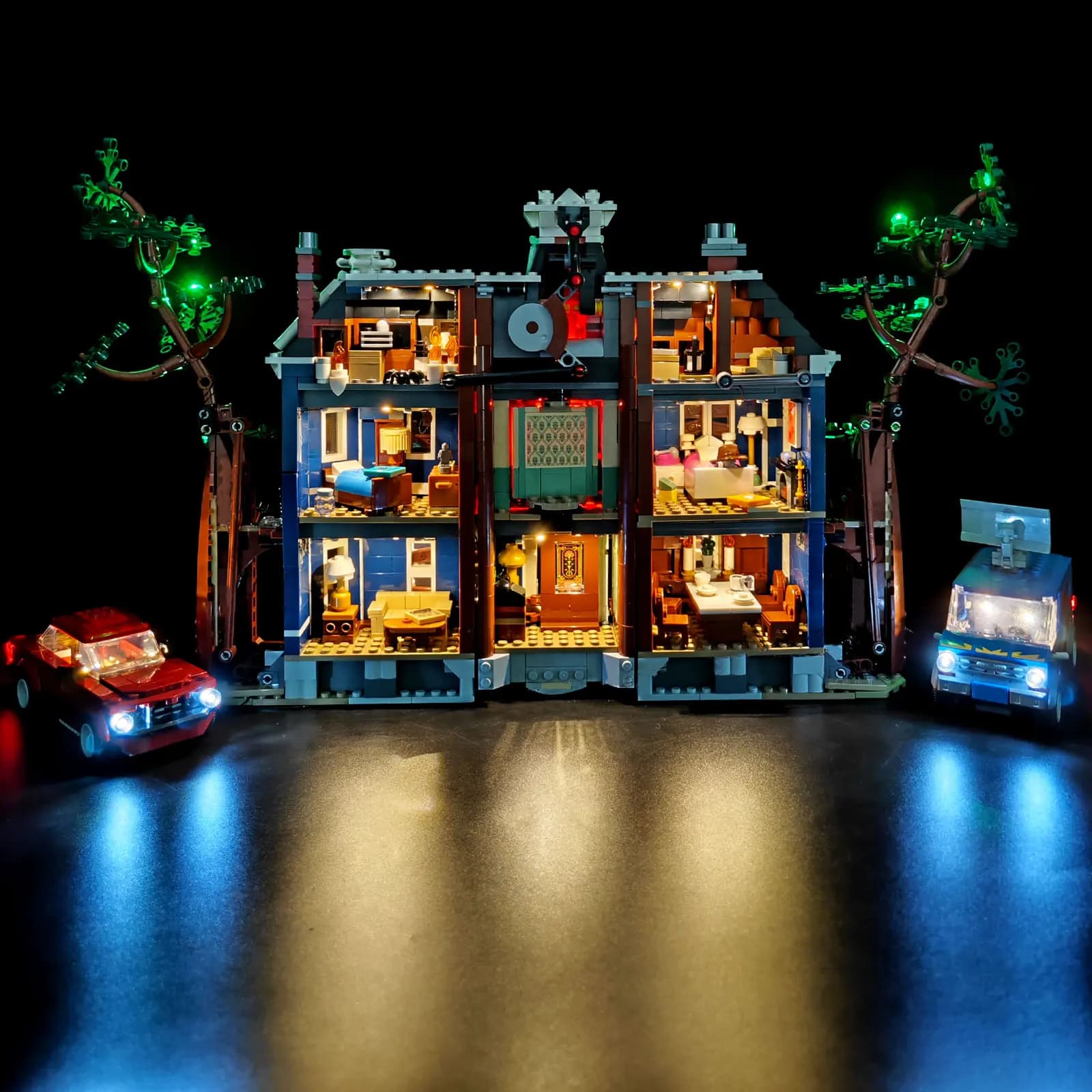 Kit d'éclairage LED LYBMTWF compatible avec Lego 11370 Stranger Things The Creel House (ne comprend