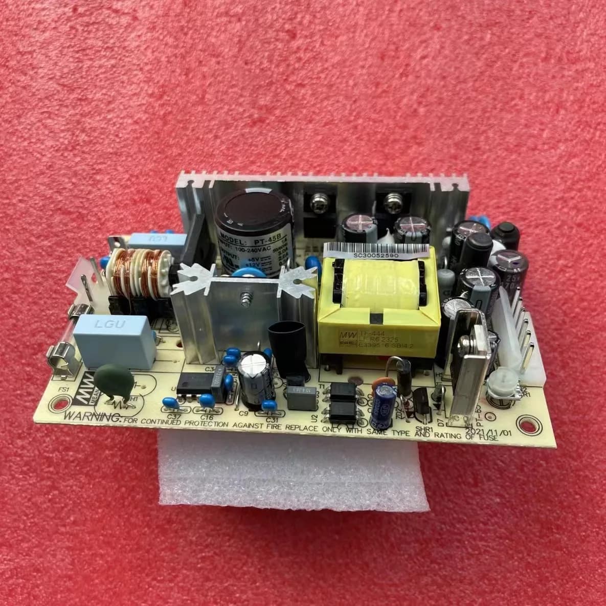 PT-45A PT-45B PT-45C Original Mean Well 45W Triple sortie alimentation à découpage