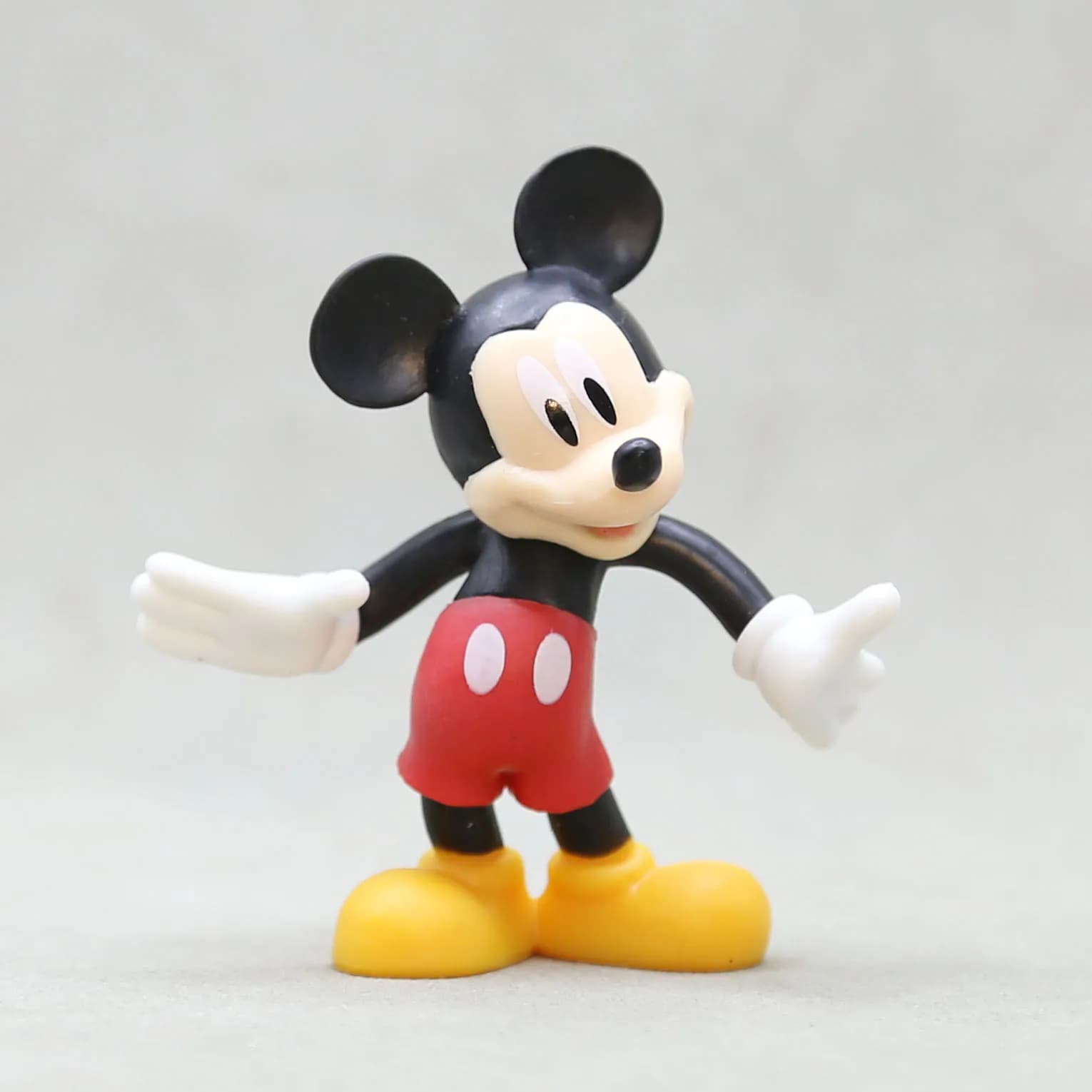 Décoration de gâteau sur le thème de Mickey Mouse de Disney, poupée de dessin animé mignonne pour en