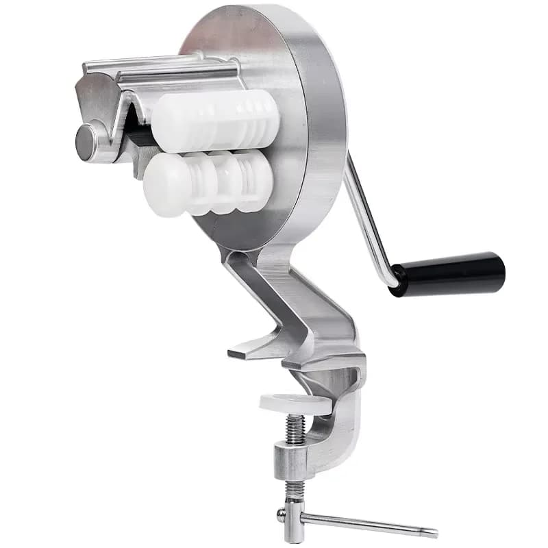 La machine à fabriquer des Cavatelli fabrique des pâtes Gnocchi authentiques pour une cuisine italie