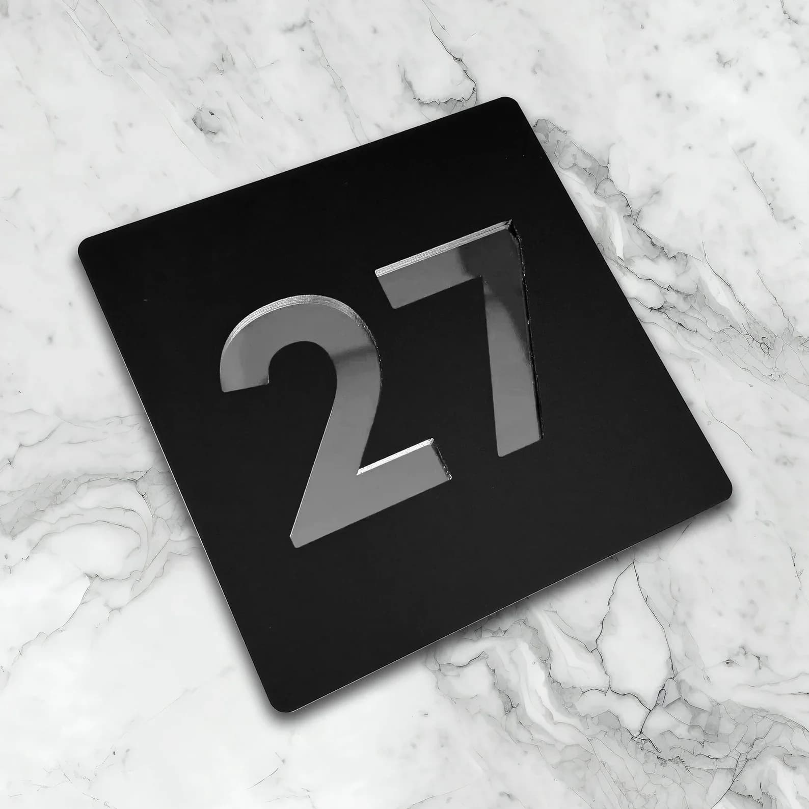 Plaque de numéro de maison extérieure personnalisée moderne et contemporaine en 3D, noir mat/noir et