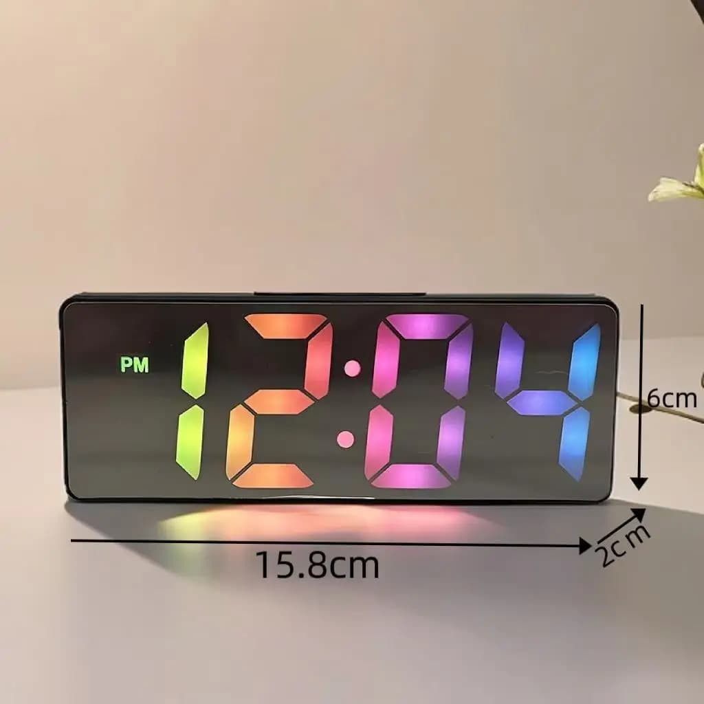 Horloge numérique LED réveil lumière réveil chambre horloge de bureau électronique avec affichage de
