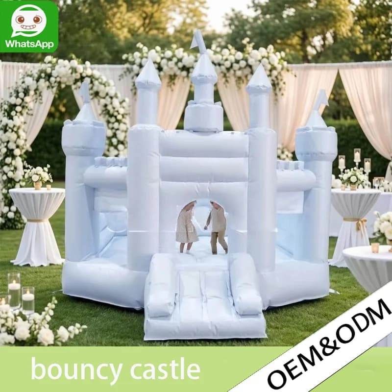 Château gonflable commercial tout blanc avec toboggan, structure de saut durable pour location d'évé