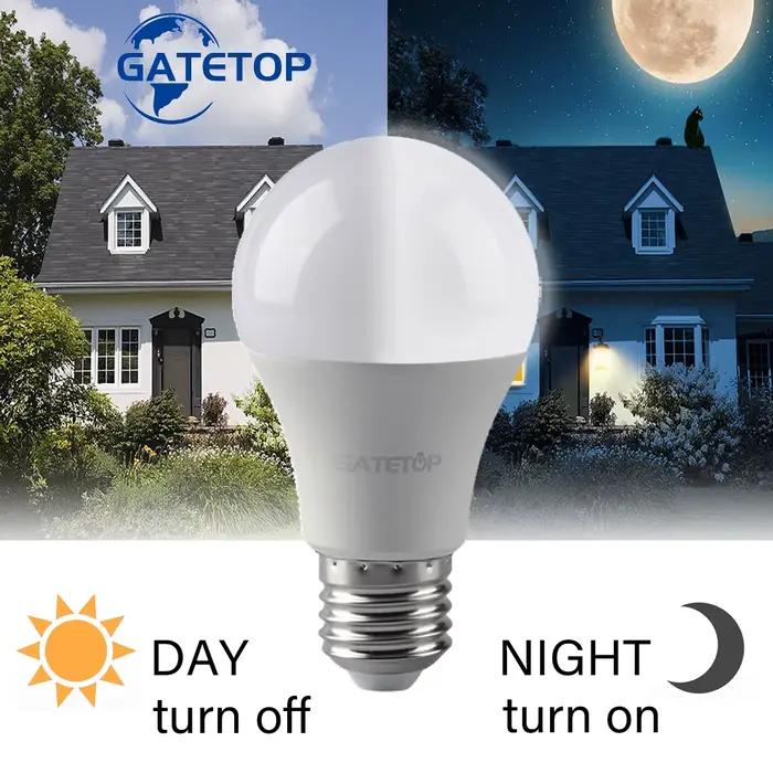 Ampoule LED Dusk to Dawn 10W E27 B22 avec Capteur Lumière Intérieure Économie Énergie Salon Usage Occasions Spéciales