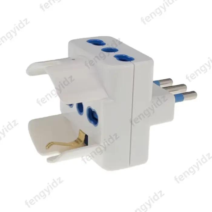Adaptateur de prise de voyage italien